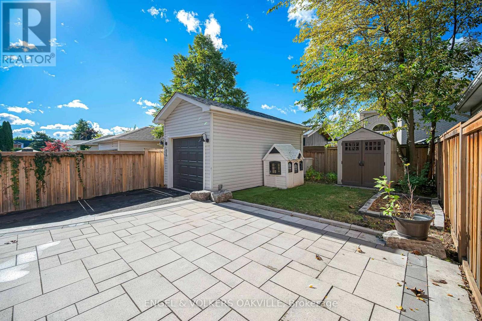2592 Castle Hill Crescent, Oakville, Ontario  L6H 6J1 - Photo 45 - W14007240
