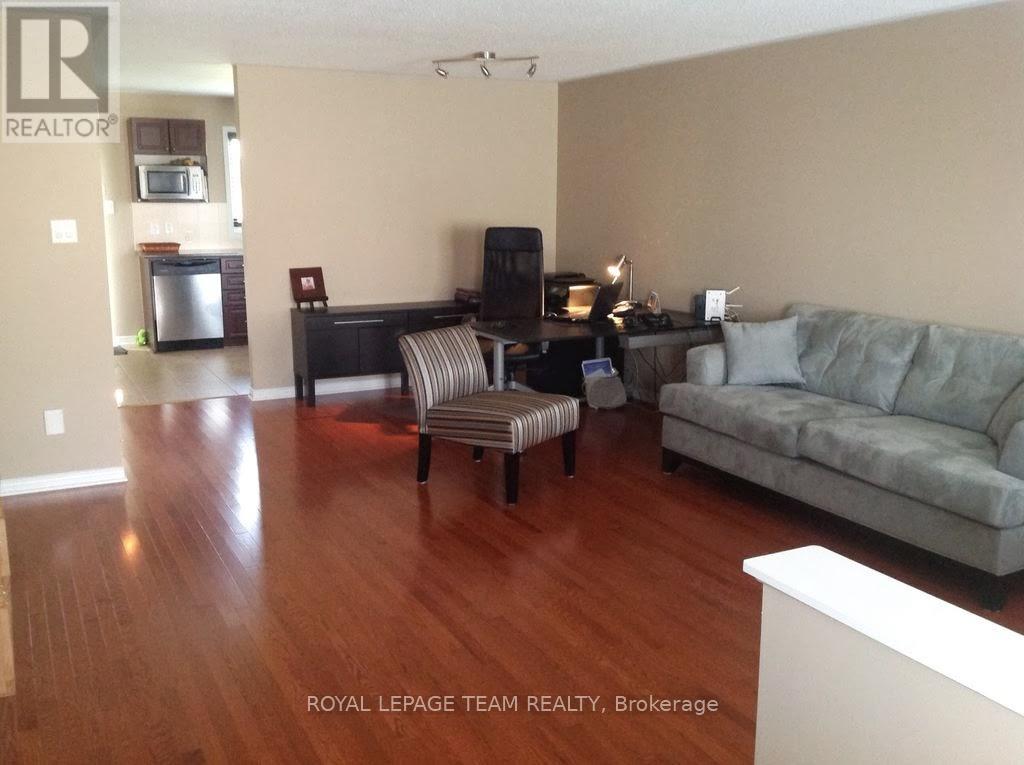 208 Tivoli Private, Ottawa, Ontario  K2E 0A7 - Photo 9 - X14028680