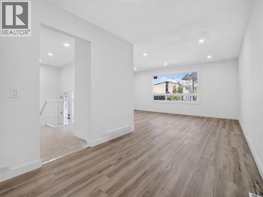 614 Marlborough Way NE, Calgary, Alberta  T2A 2V9 - Photo 11 - A2348066