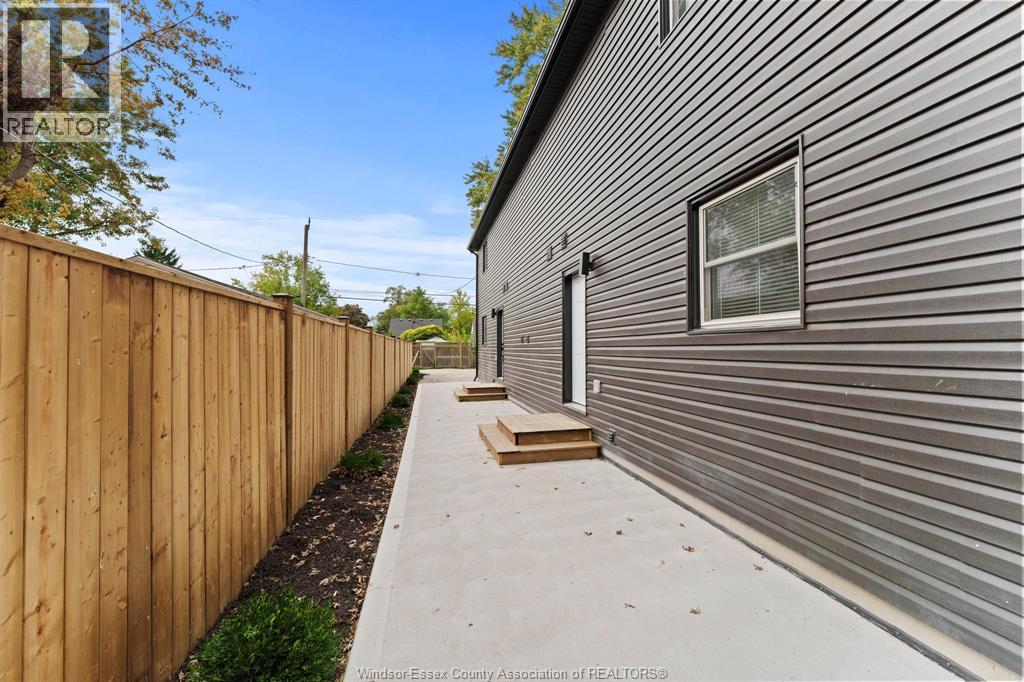 1923 George Avenue Unit# 2, Windsor, Ontario  N8W 4M2 - Photo 2 - 26025363