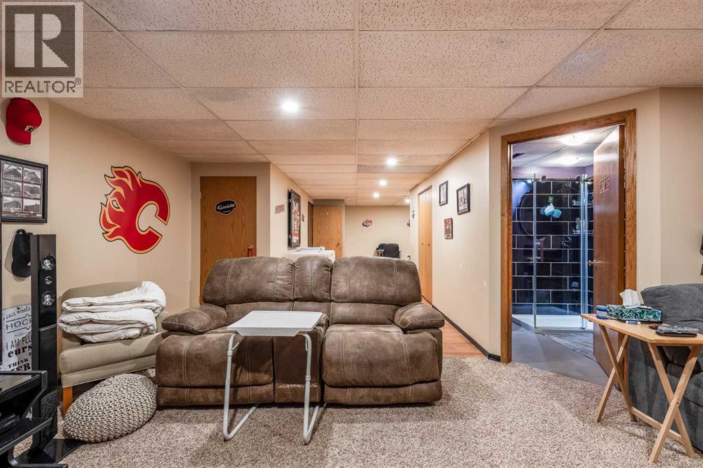 406, 165 South Ridge Drive SE