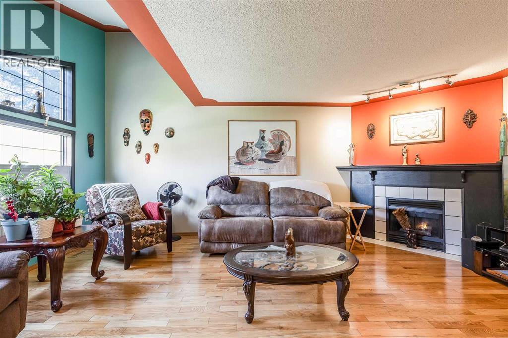 406, 165 South Ridge Drive SE