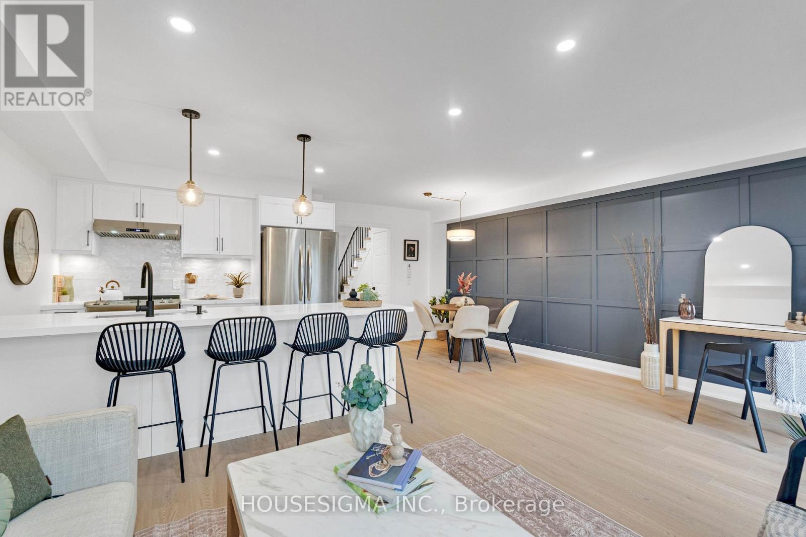 825 COOK CRESCENT, Shelburne, Ontario