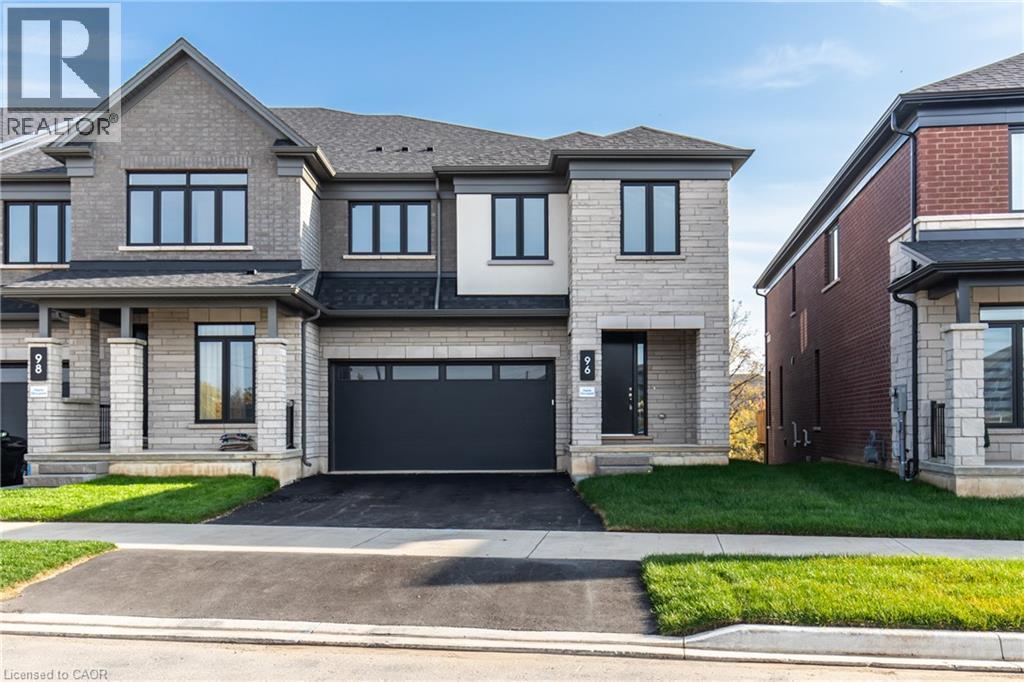 96 VALLEY TRAIL Place, Waterdown, Ontario