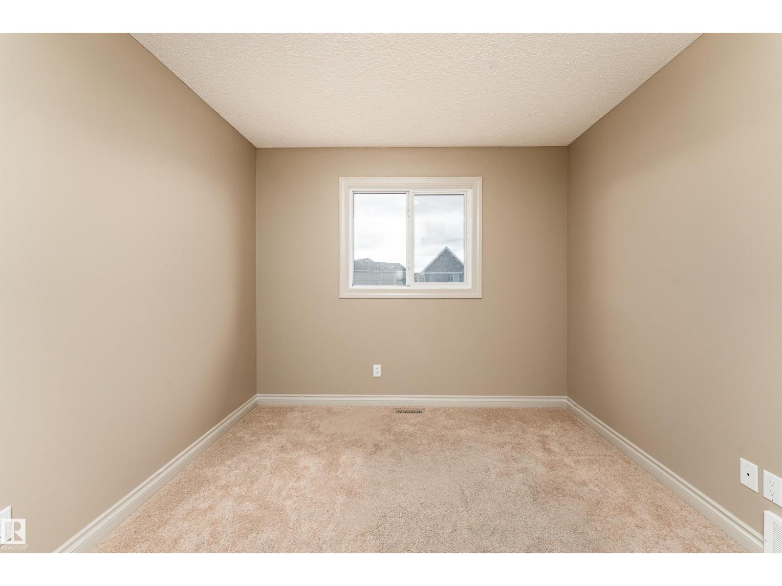 556 SECORD BV NW