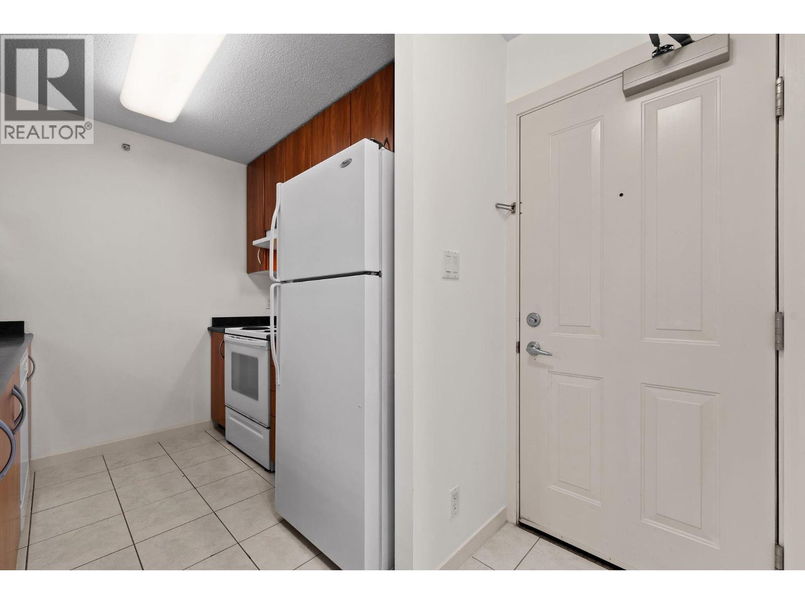 220 3663 Crowley Drive, Vancouver, British Columbia  V5R 6H4 - Photo 11 - R3175627