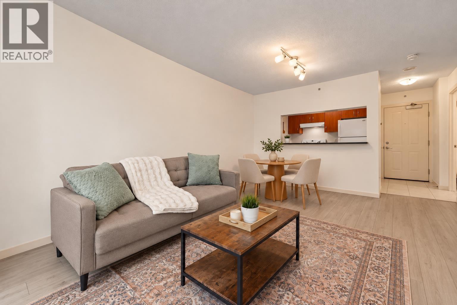 220 3663 Crowley Drive, Vancouver, British Columbia  V5R 6H4 - Photo 3 - R3175627