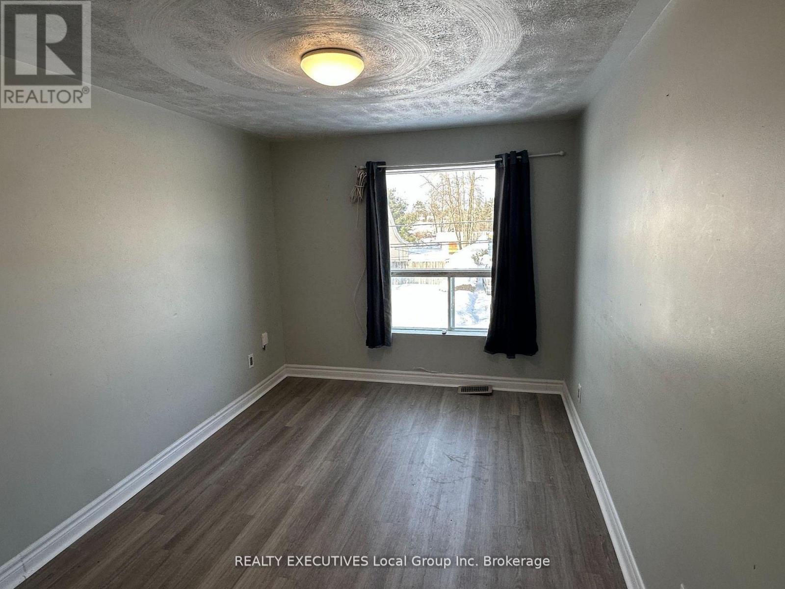 26 Spring Street, West Nipissing, Ontario  P2B 3G7 - Photo 14 - X14081352