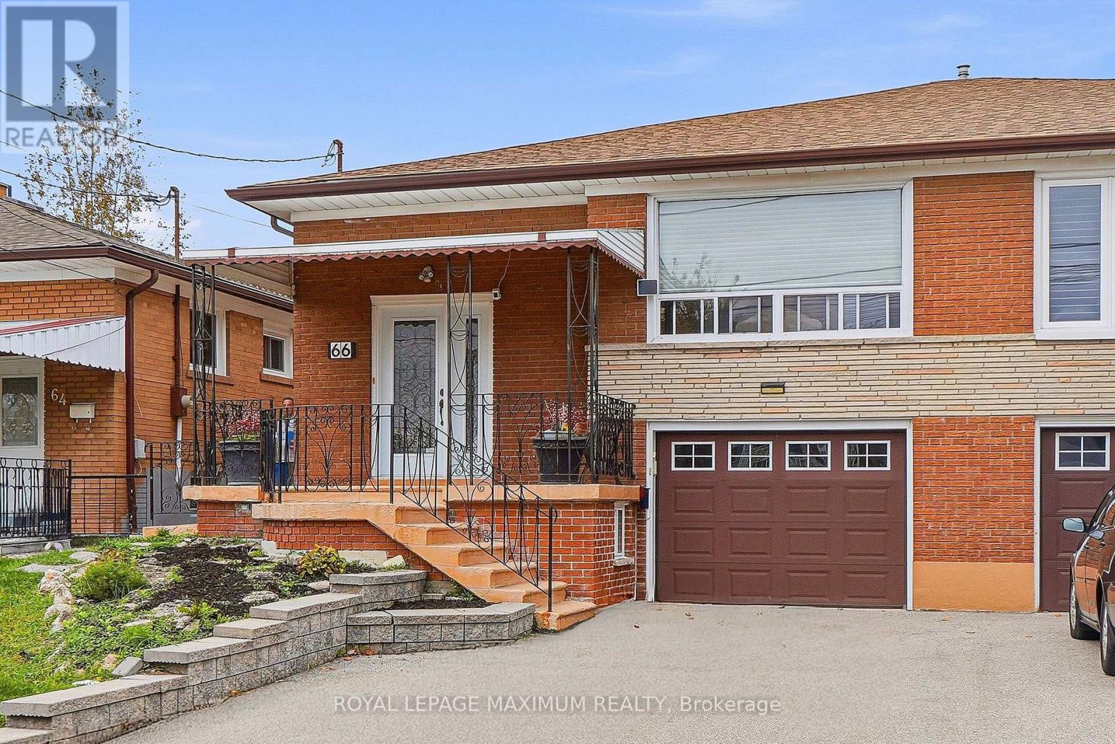 66 SPENVALLEY DRIVE, Toronto, Ontario