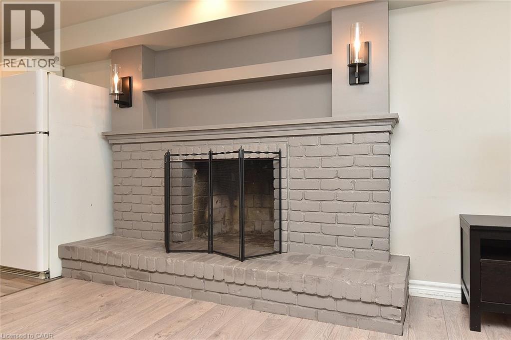 699 Castleguard Crescent, Burlington, Ontario  L7N 2W7 - Photo 37 - 40871058