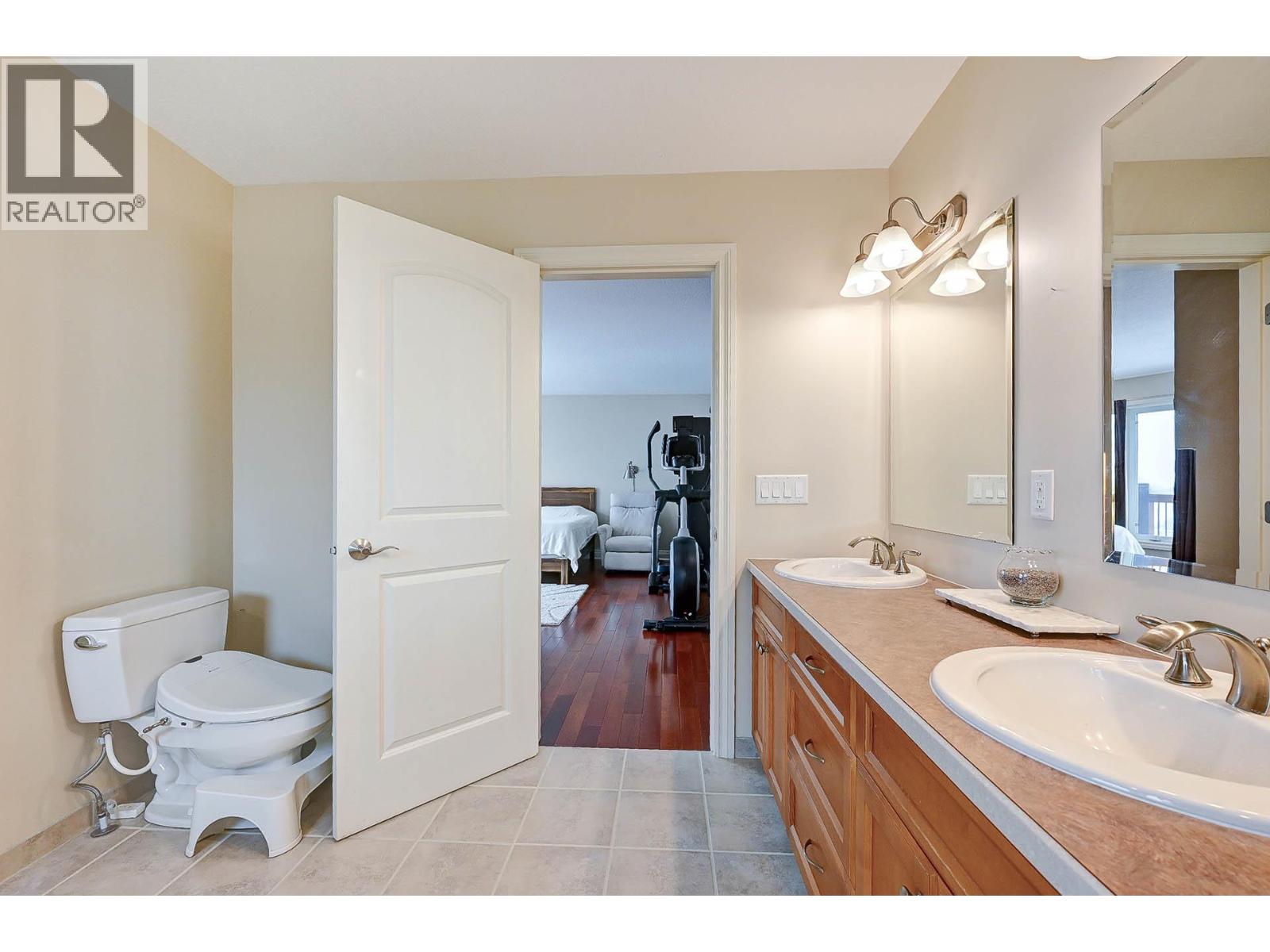 422 Azure Place, Kamloops, British Columbia  V2E 2R2 - Photo 29 - 10403691