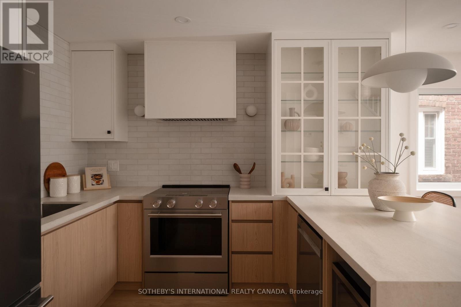 18 Thurston Road, Toronto (Mount Pleasant East), Ontario  M4S 2V7 - Photo 11 - C14081412