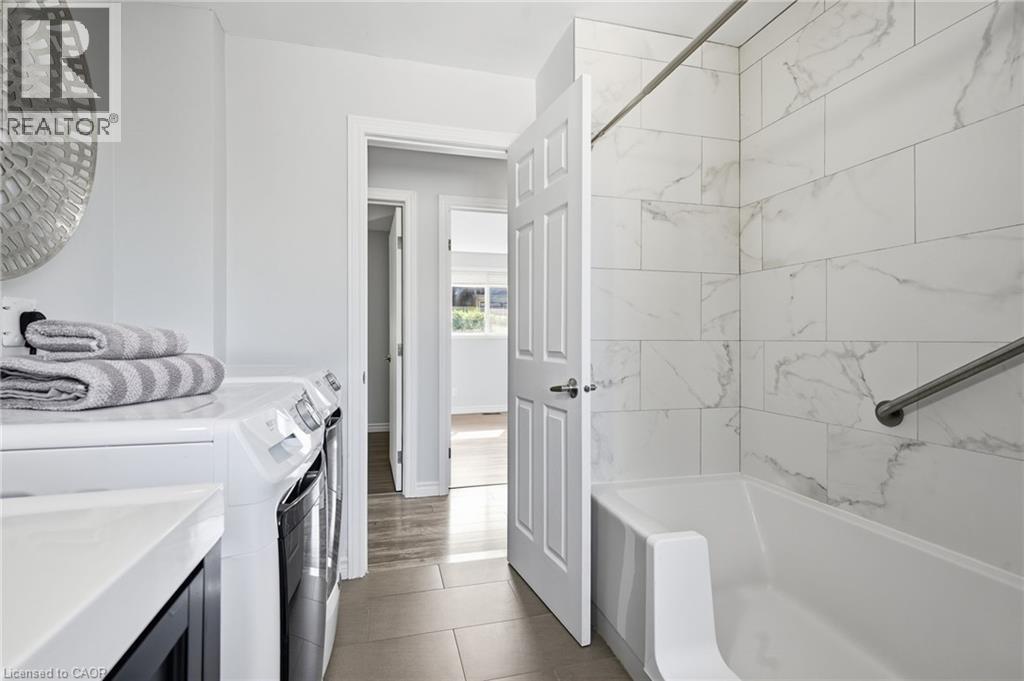 11 Dawn Road, St. Catharines, Ontario  L2N 4M7 - Photo 13 - 40871509