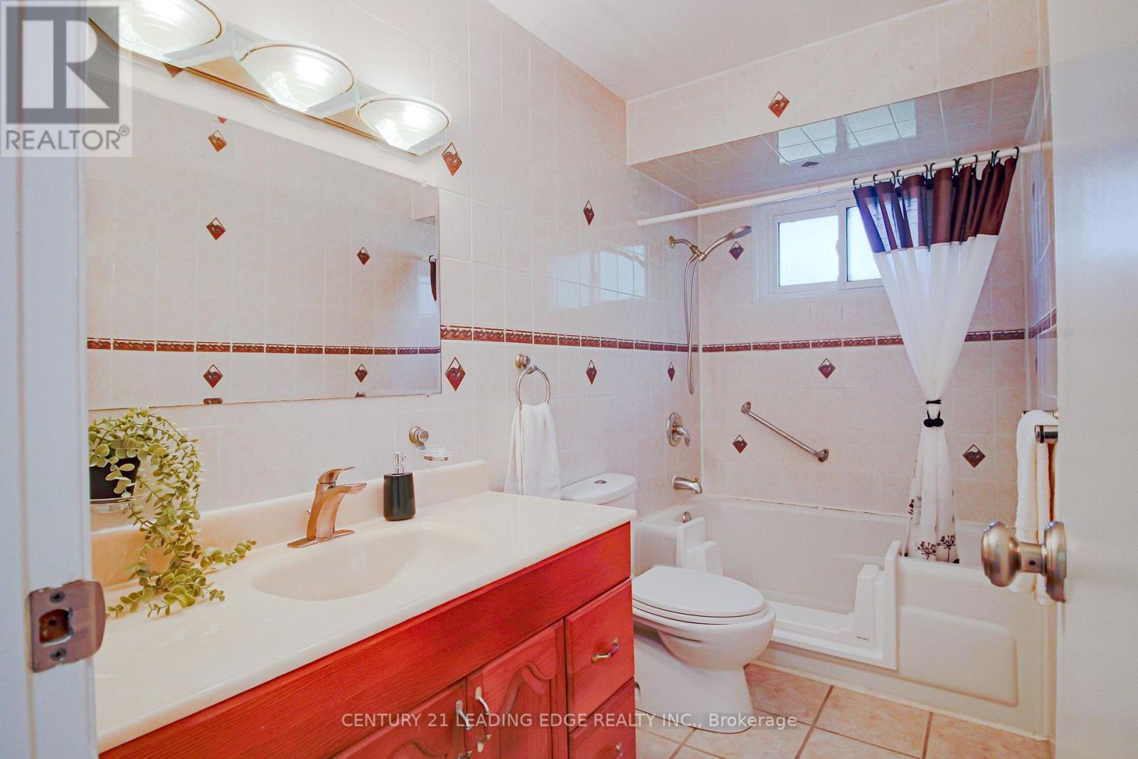 55 Mammoth Hall Trail, Toronto, Ontario  M1B 1P5 - Photo 19 - E14081302