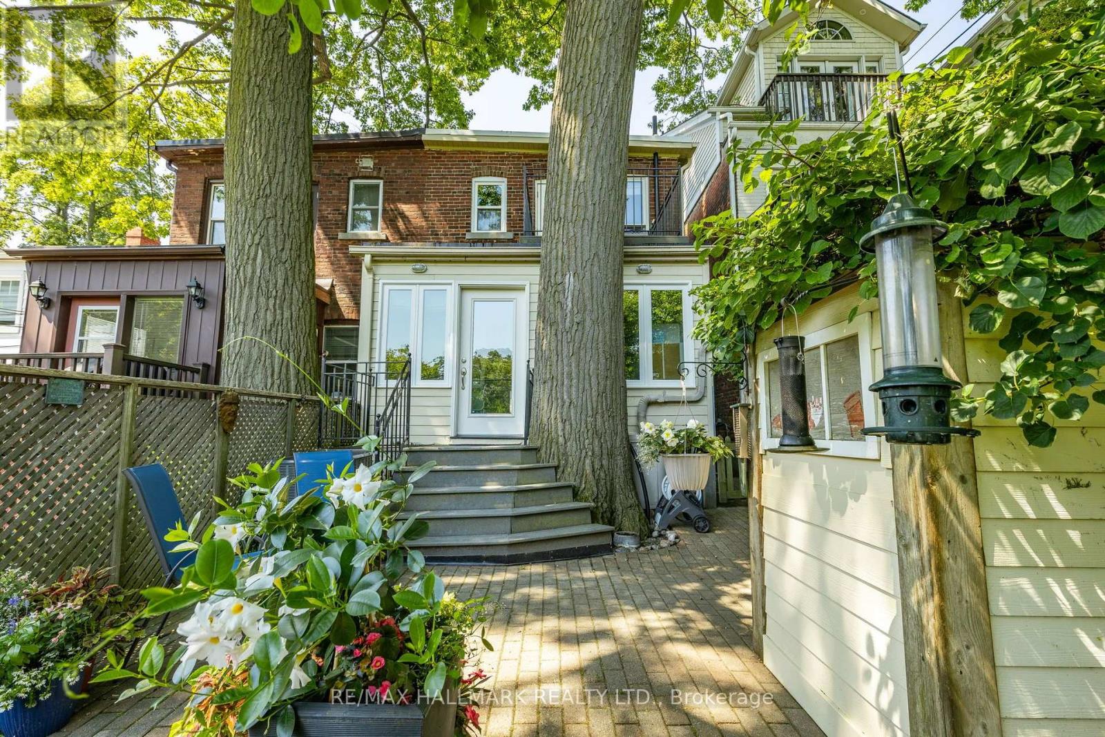55 Waverley Road, Toronto, Ontario  M4L 3T2 - Photo 23 - E14081394
