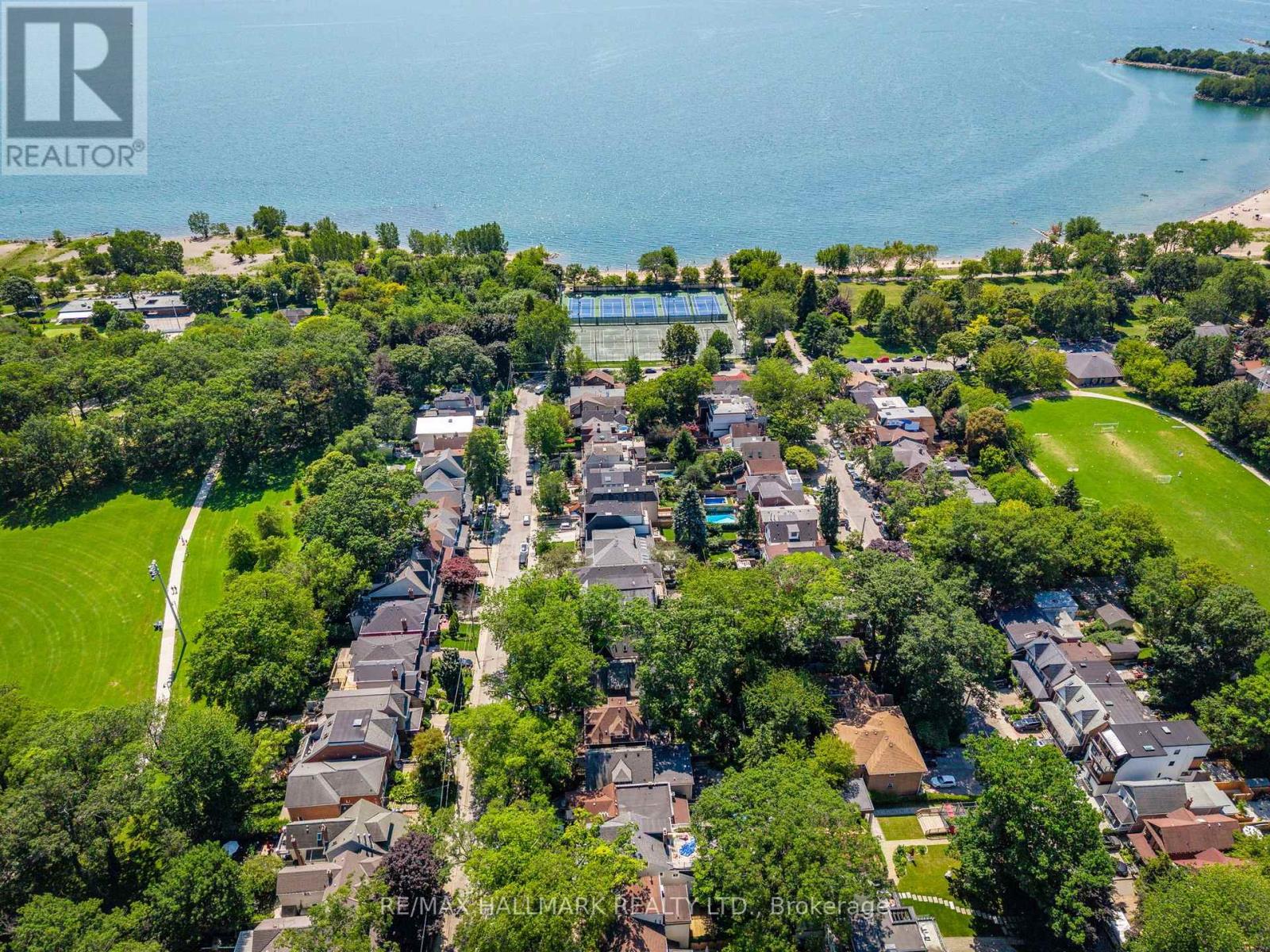55 Waverley Road, Toronto, Ontario  M4L 3T2 - Photo 27 - E14081394