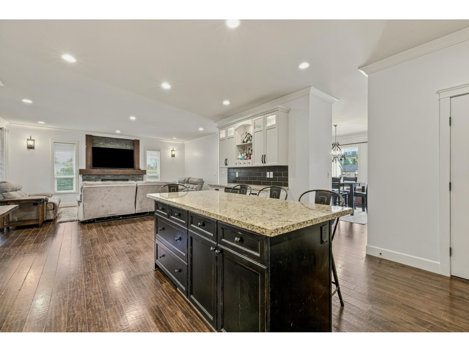 35159 Mcewen Avenue, Mission, British Columbia  V2V 6R4 - Photo 16 - R3152344
