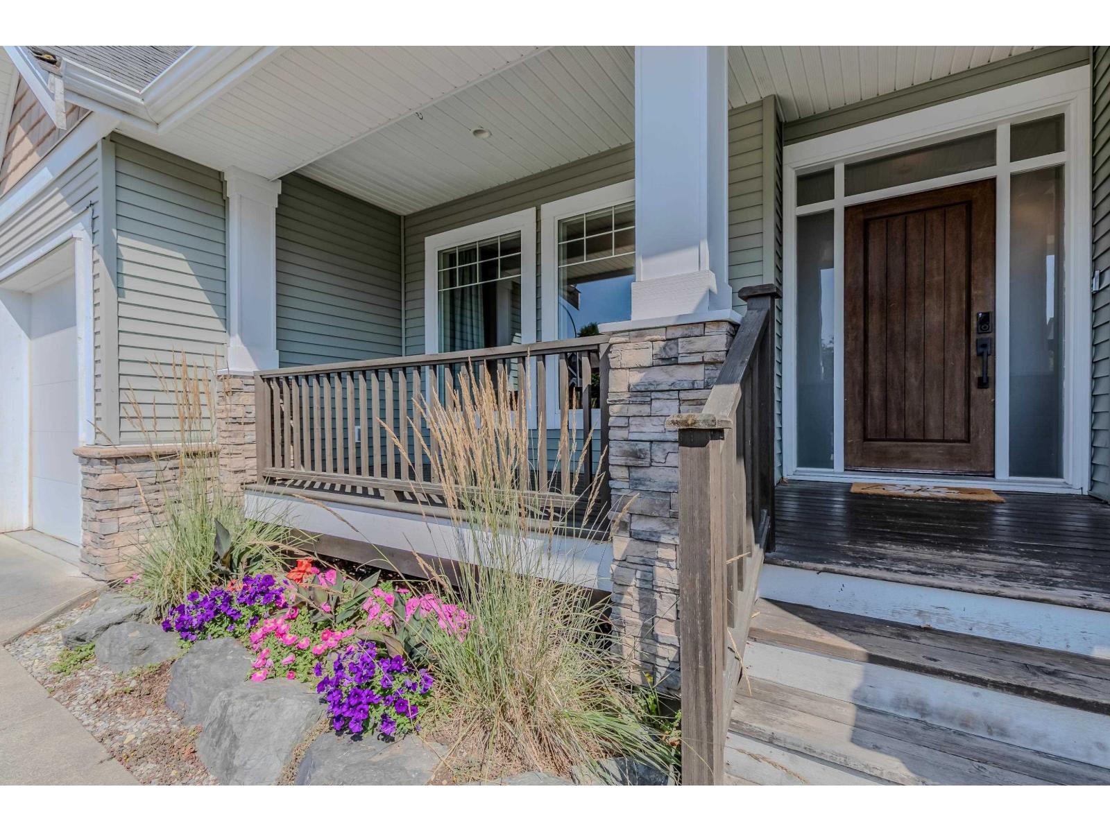 35159 Mcewen Avenue, Mission, British Columbia  V2V 6R4 - Photo 4 - R3152344