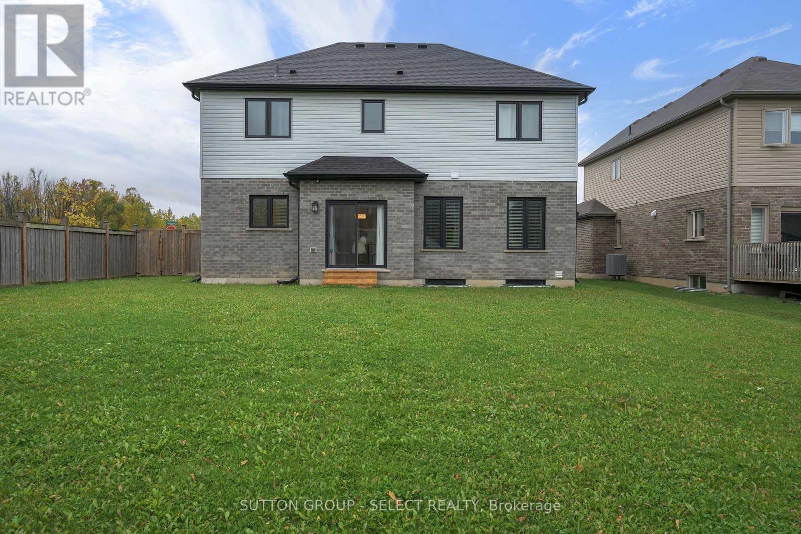 102 Timberwalk Trail, Middlesex Centre, Ontario  N0M 2A0 - Photo 4 - X14081430