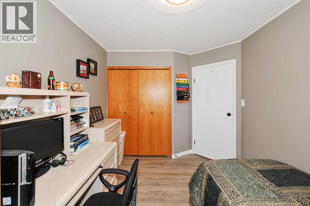 5401 65 Street, Camrose, Alberta  T4V 4L8 - Photo 23 - A2352165