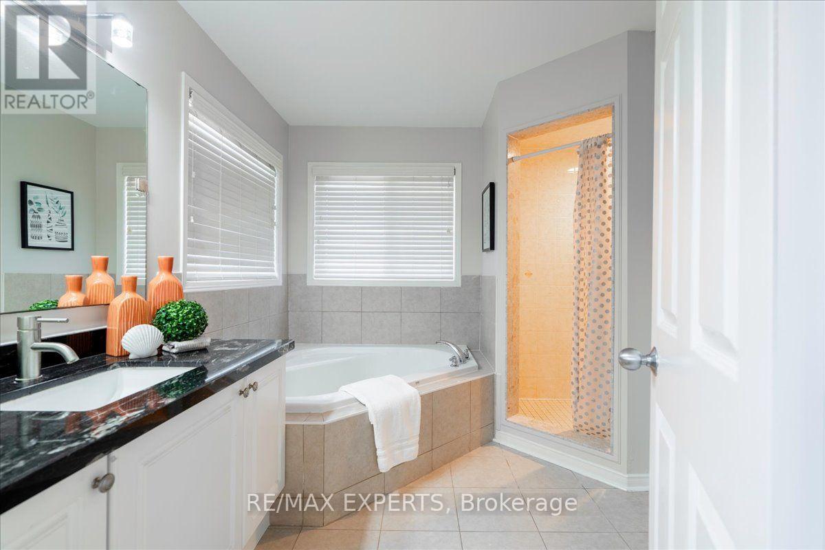 147 Armstrong Crescent, Bradford West Gwillimbury (Bradford), Ontario  L3Z 0L3 - Photo 32 - N14081364