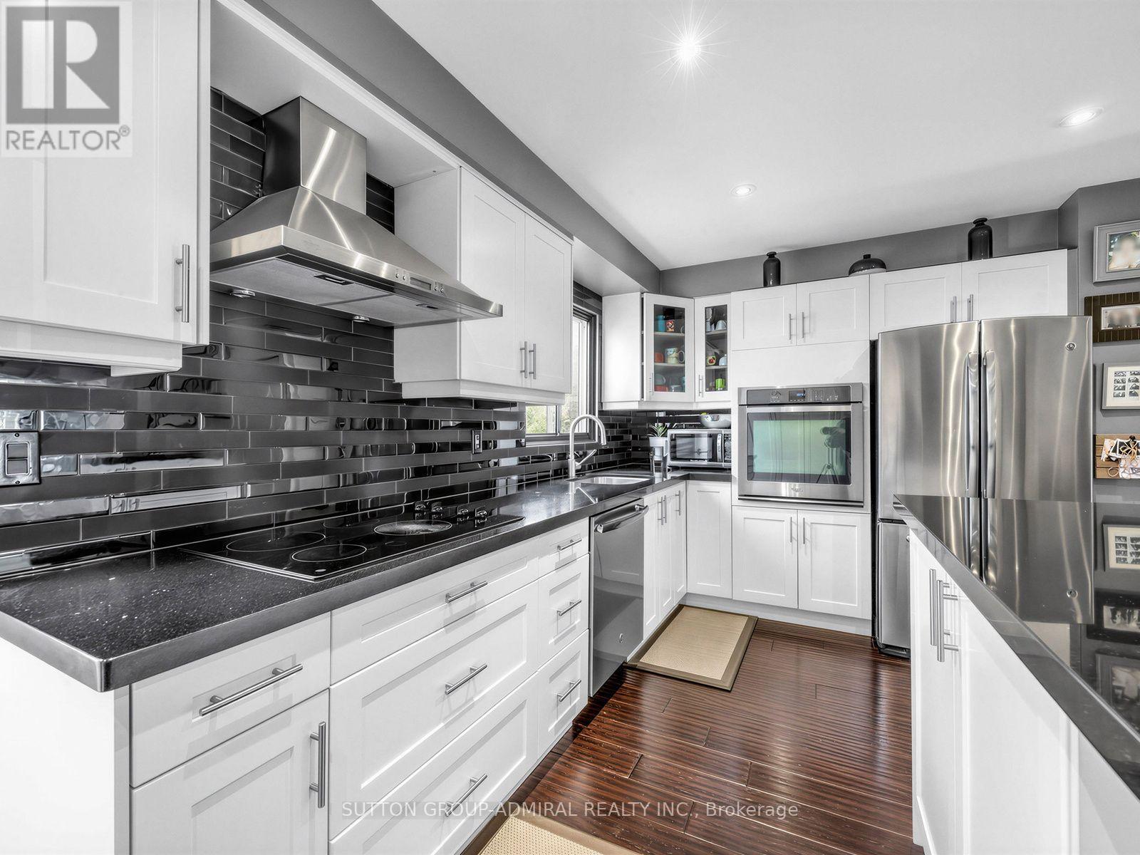 18 Riviera Drive, Vaughan (Glen Shields), Ontario  L4K 2J1 - Photo 13 - N14081398