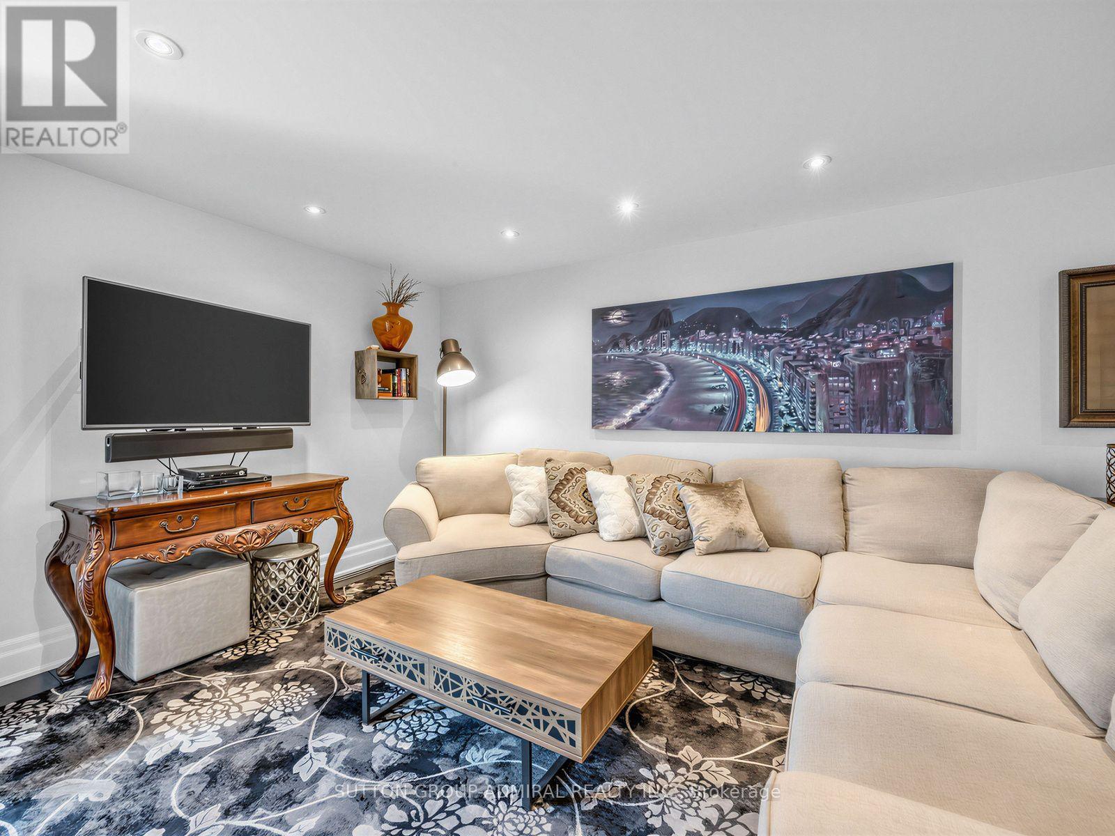 18 Riviera Drive, Vaughan (Glen Shields), Ontario  L4K 2J1 - Photo 7 - N14081398