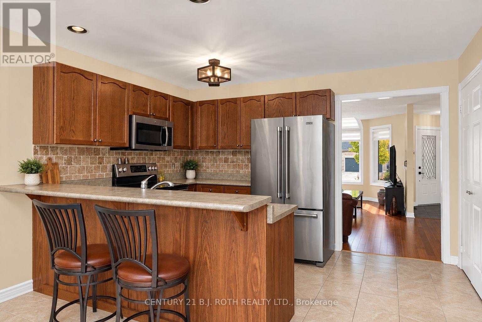 237 Pringle Drive, Barrie (Edgehill Drive), Ontario  L4N 0P4 - Photo 15 - S14081382