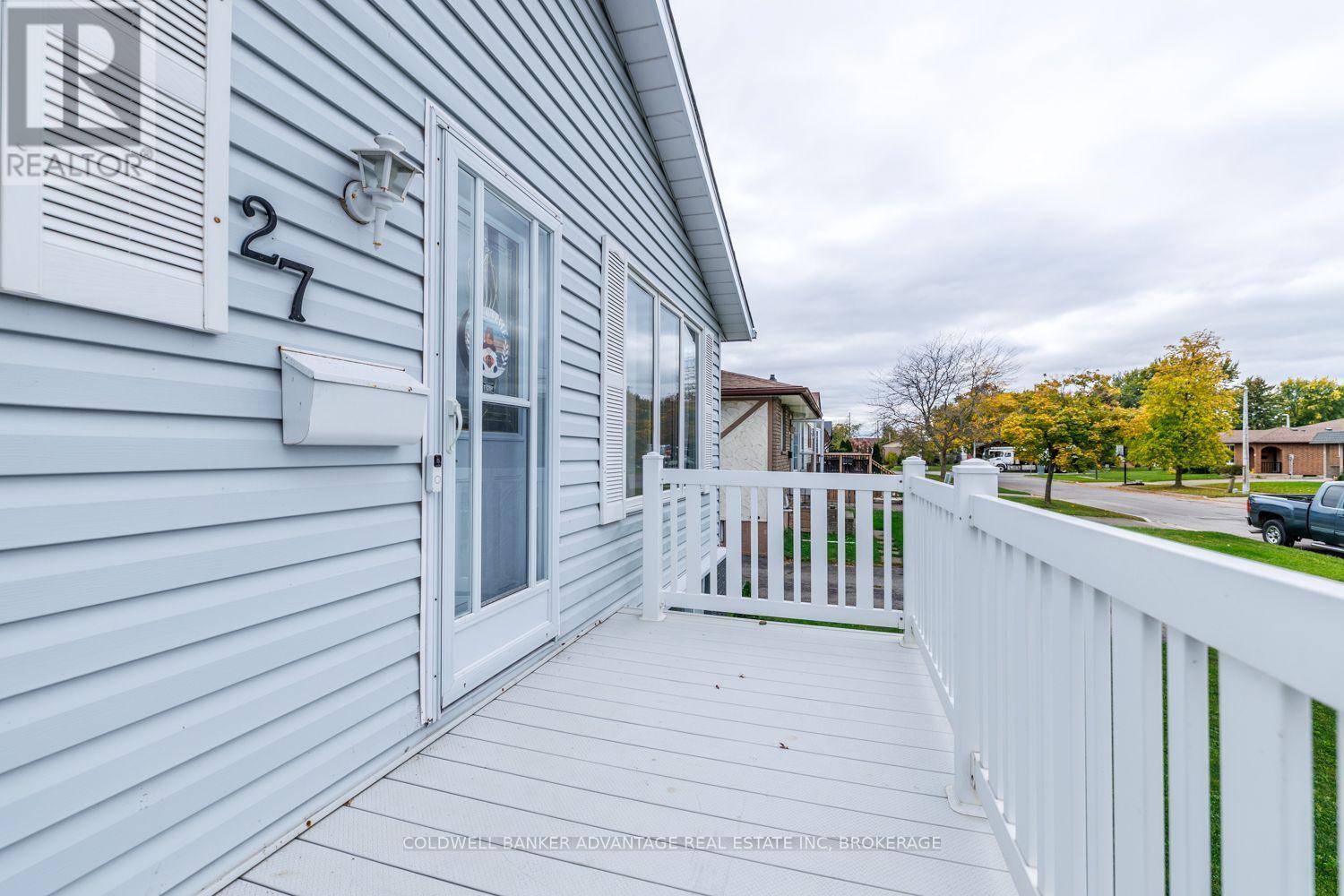 27 Chantal Court, Welland, Ontario  L3B 5V3 - Photo 5 - X14081458