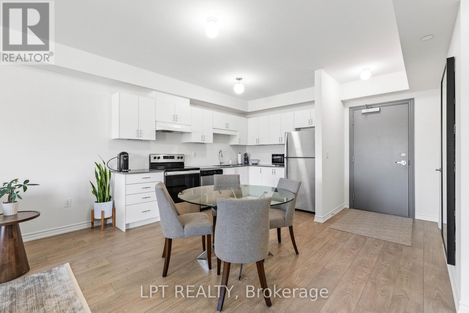 407 - 110 Grew Boulevard, Georgina, Ontario  L0E 1L0 - Photo 6 - N14079966