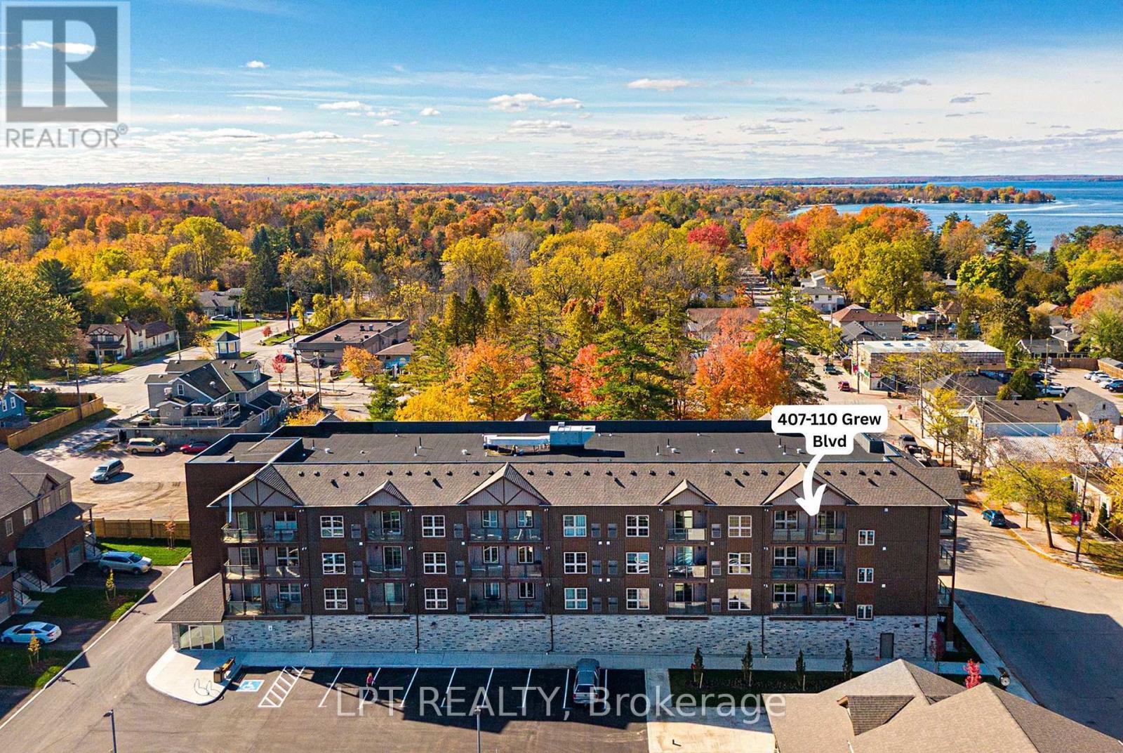 407 - 110 Grew Boulevard, Georgina, Ontario  L0E 1L0 - Photo 3 - N14079966