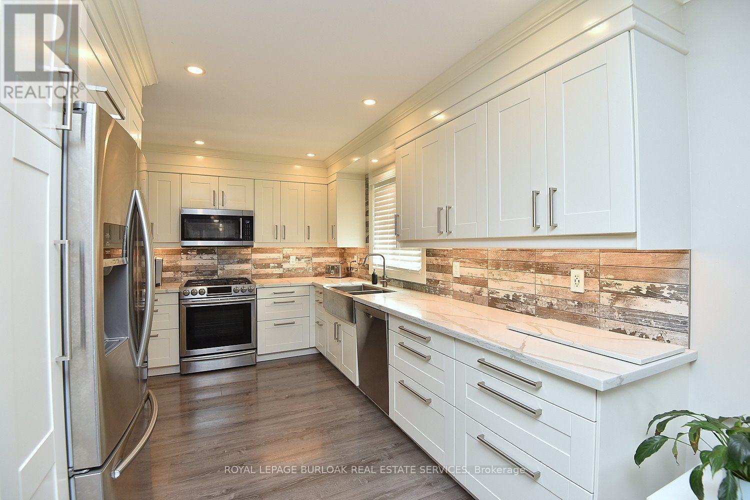 699 Castleguard Crescent, Burlington, Ontario  L7N 2W7 - Photo 23 - W14081280