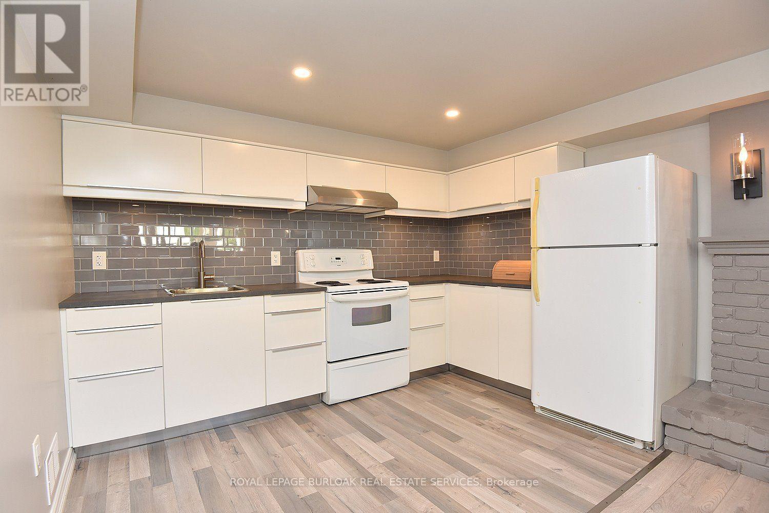 699 Castleguard Crescent, Burlington, Ontario  L7N 2W7 - Photo 37 - W14081280