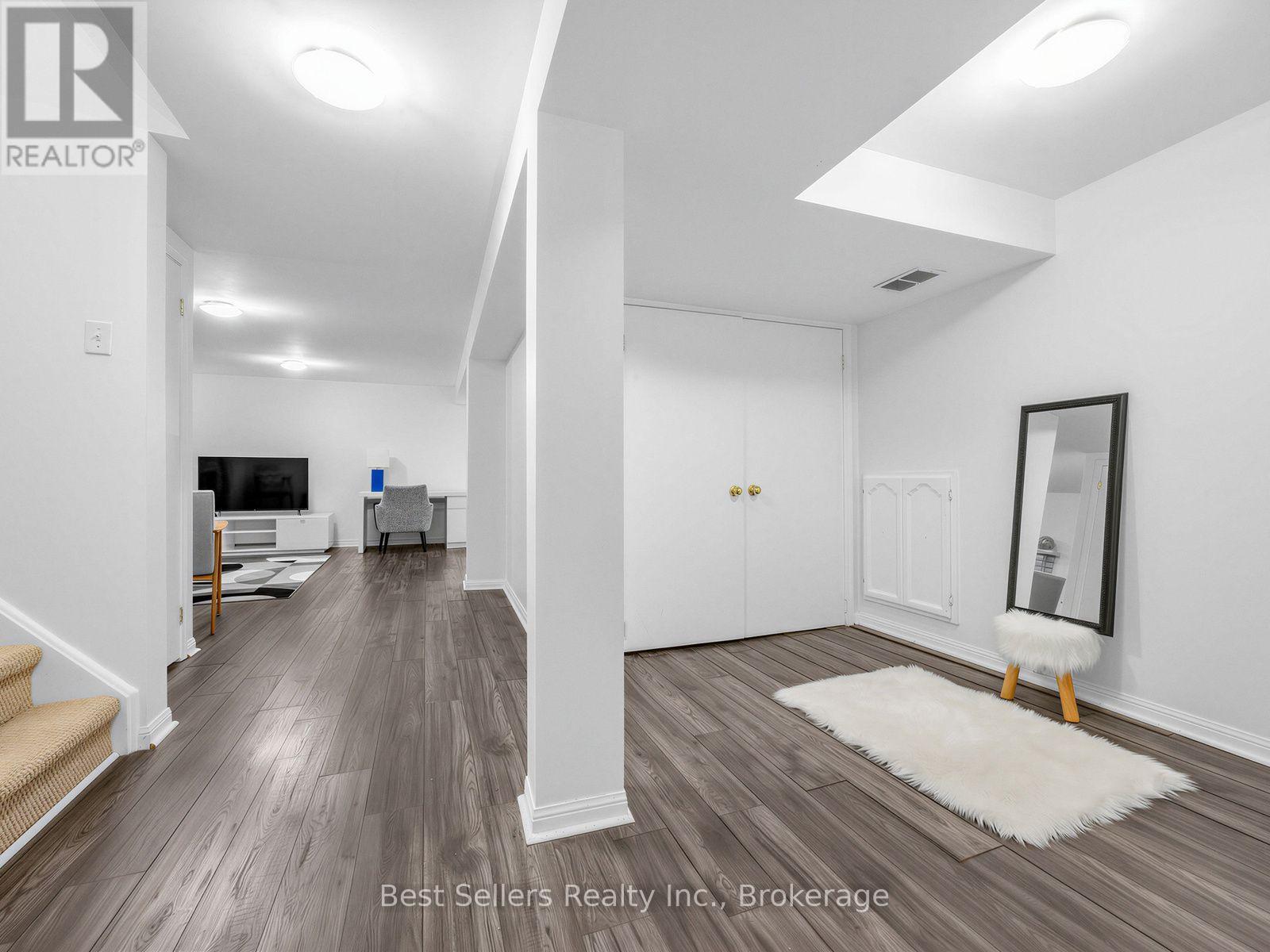 234 Lech Walesa Drive, Mississauga (Fairview), Ontario  L5B 3H3 - Photo 27 - W14081438