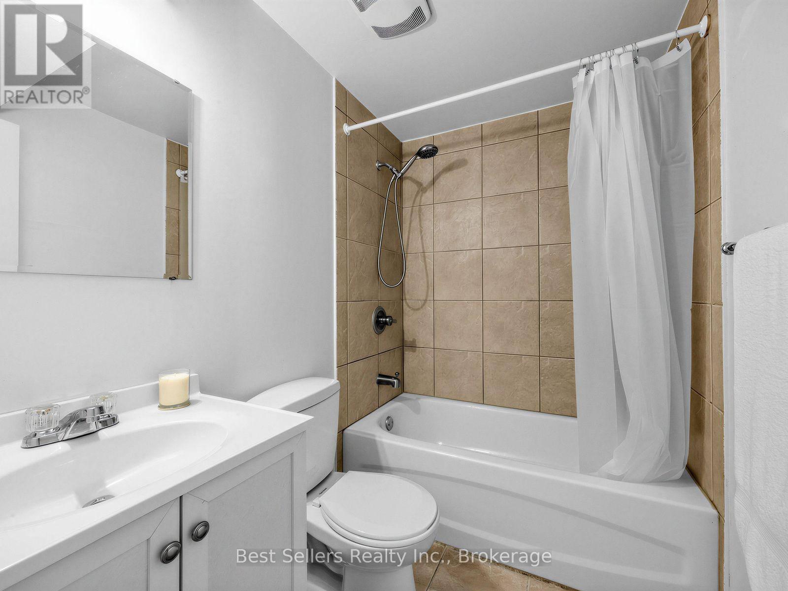 234 Lech Walesa Drive, Mississauga (Fairview), Ontario  L5B 3H3 - Photo 28 - W14081438