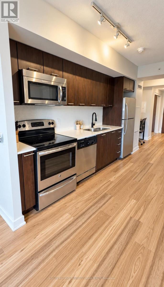 2220 Lakeshore Boulevard, Toronto, Ontario  M8V 0C1 - Photo 4 - W14081464