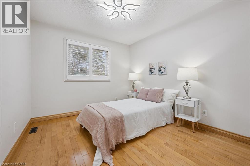 326 Manchester Road, Kitchener, Ontario  N2B 1A4 - Photo 15 - 40871511