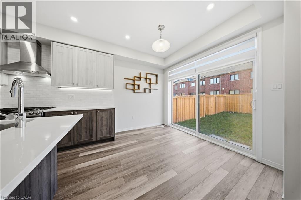 51 Magdalena Street, Hamilton, Ontario  L8J 0M3 - Photo 10 - 40870756