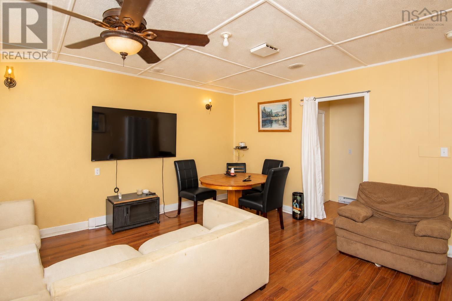 8189 Highway 1, Meteghan, Nova Scotia  B0W 2J0 - Photo 4 - 202623049
