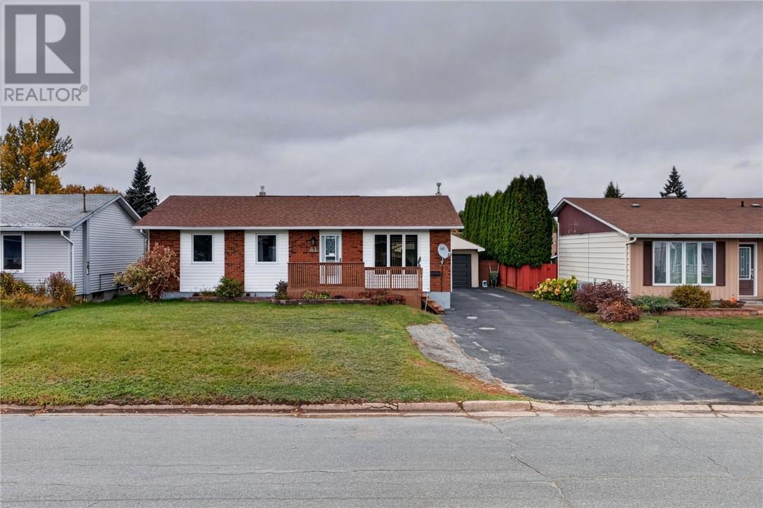61 Morin Street, Chelmsford, Ontario  P0M 1L0 - Photo 3 - 2130921
