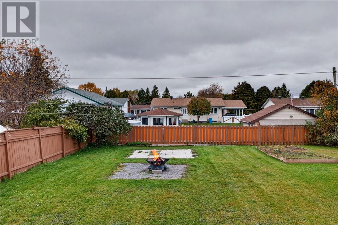 61 Morin Street, Chelmsford, Ontario  P0M 1L0 - Photo 36 - 2130921