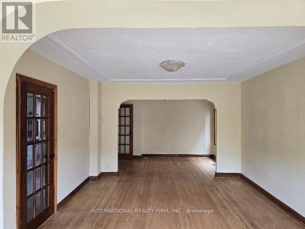 607 Coldstream Avenue, Toronto, Ontario  M6B 2L1 - Photo 9 - C13688080