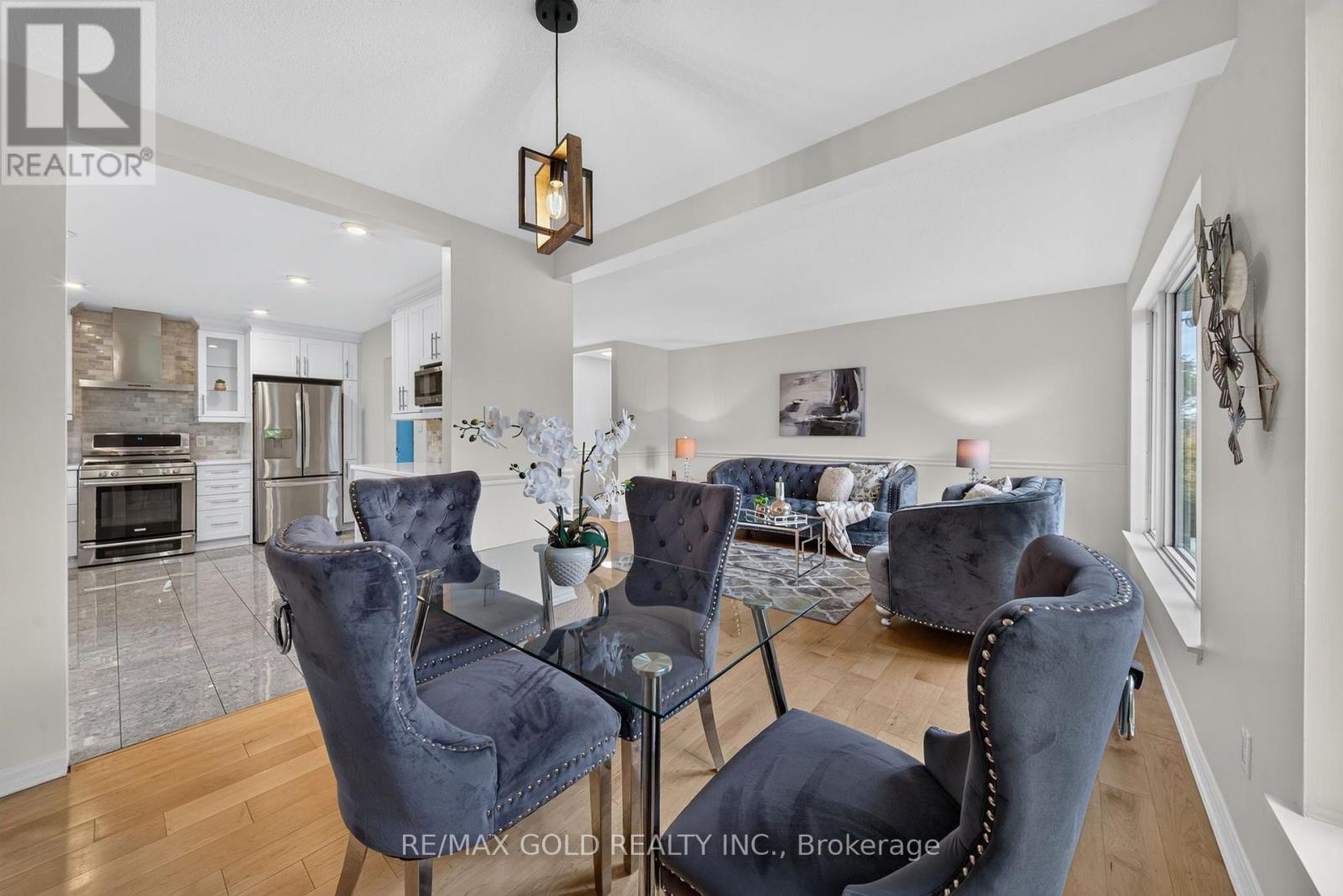 722 Balmoral Drive, Brampton (Avondale), Ontario  L6T 1X4 - Photo 14 - W14080990