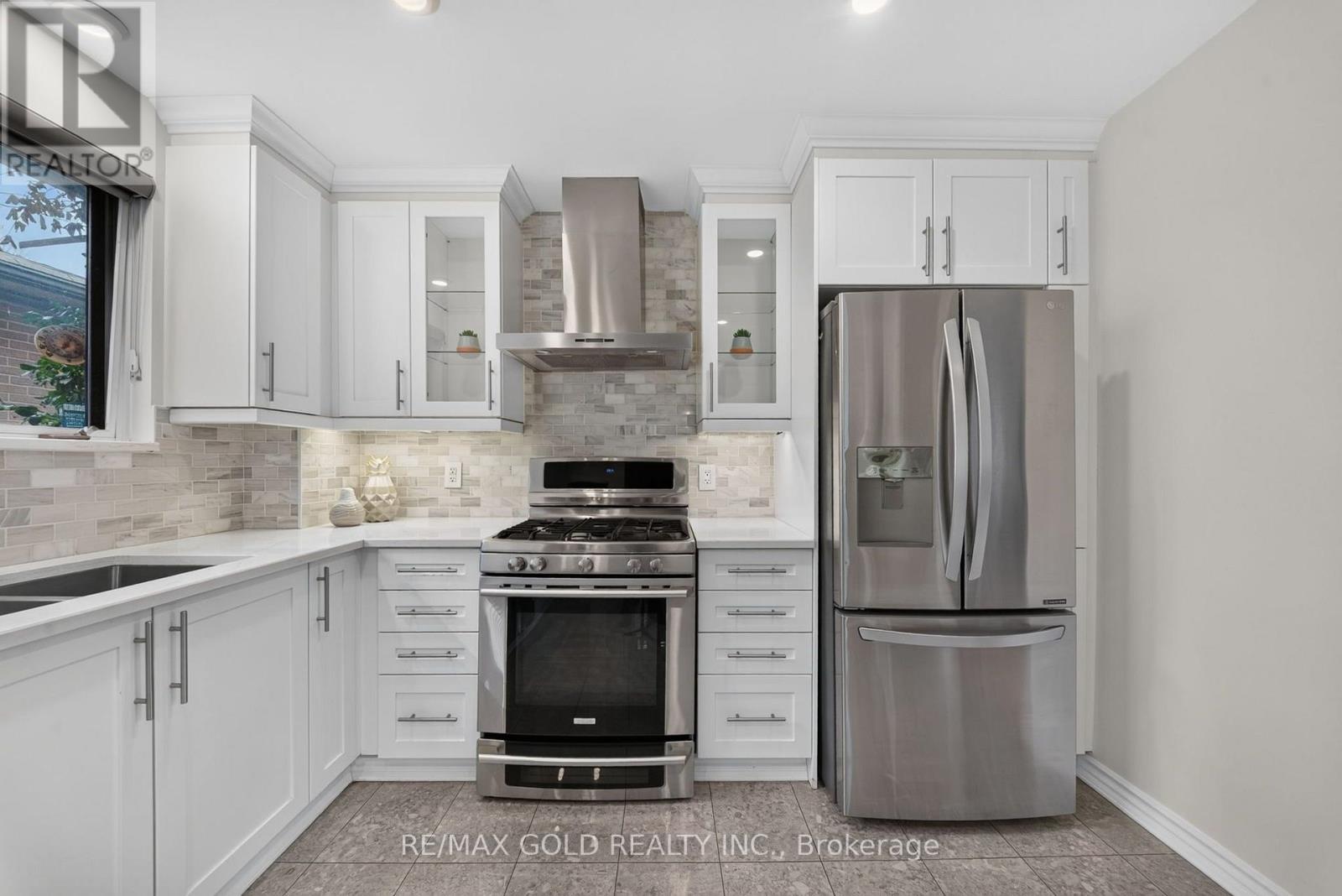 722 Balmoral Drive, Brampton (Avondale), Ontario  L6T 1X4 - Photo 21 - W14080990