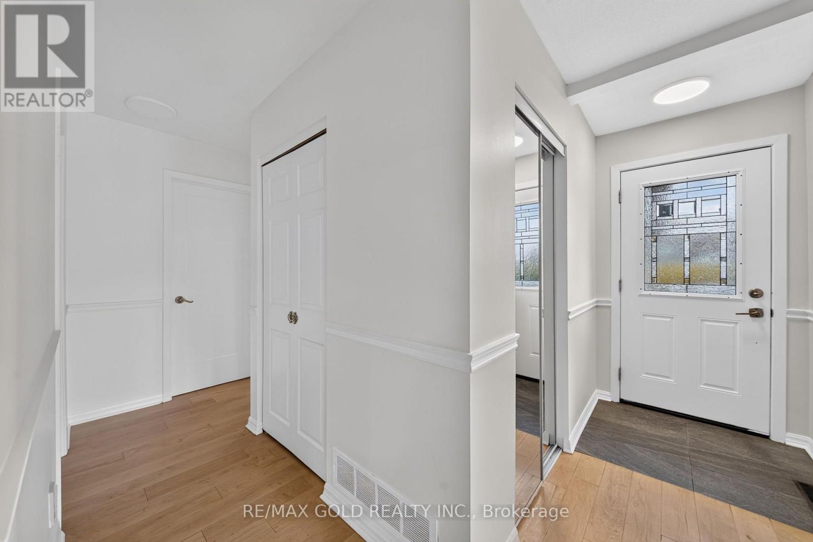 722 Balmoral Drive, Brampton (Avondale), Ontario  L6T 1X4 - Photo 23 - W14080990