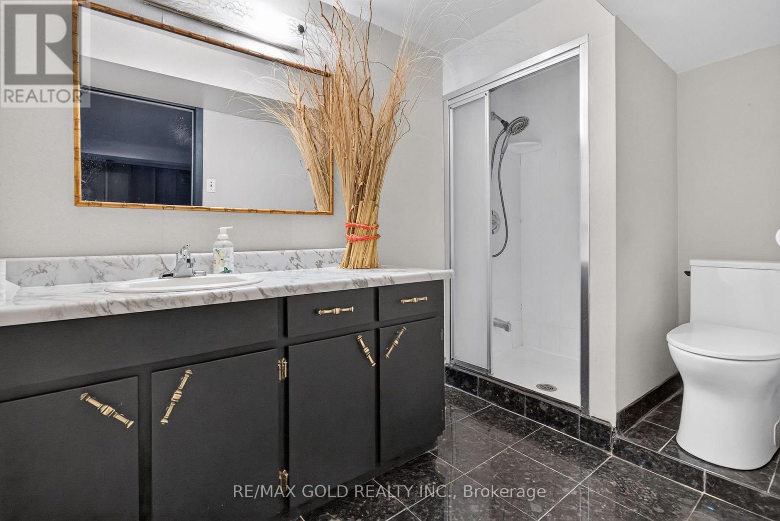 722 Balmoral Drive, Brampton (Avondale), Ontario  L6T 1X4 - Photo 35 - W14080990