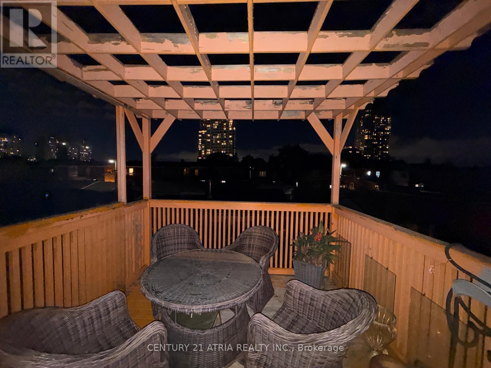 74 Millicent Street, Toronto, Ontario  M6H 1W4 - Photo 9 - W14081192