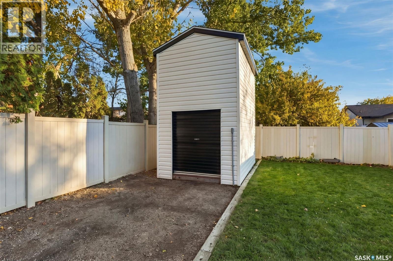 718 Seymour Crescent N, Regina, Saskatchewan  S4X 2G3 - Photo 40 - SK051178