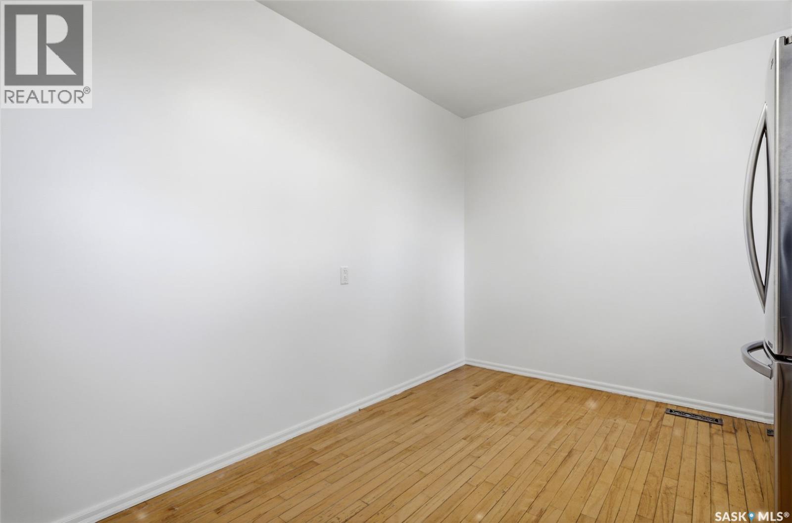 98 Read Avenue, Regina, Saskatchewan  S4T 6P8 - Photo 11 - SK051113