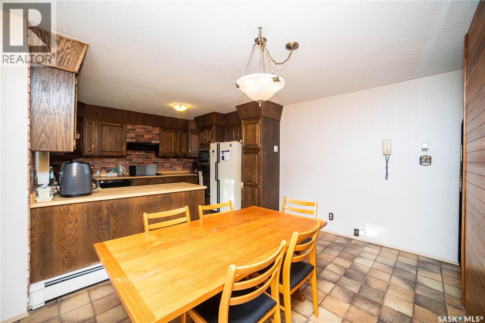 10802 Meighen Crescent, North Battleford, Saskatchewan  S9A 3L3 - Photo 8 - SK050933